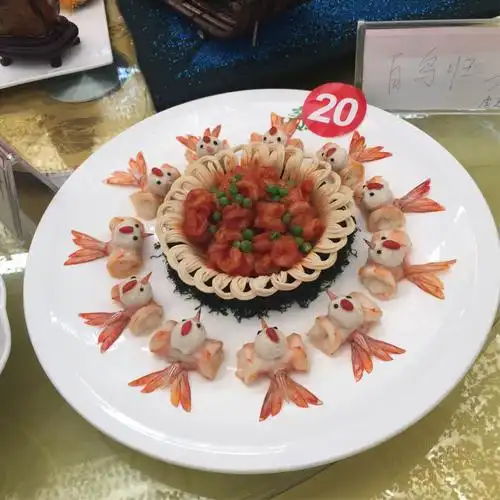 鸿起顺在天津市第十届餐饮业菜品比赛中获金奖