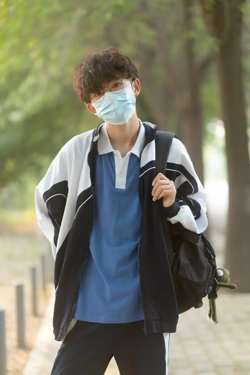 深圳校服 | 干净和少年感对吗