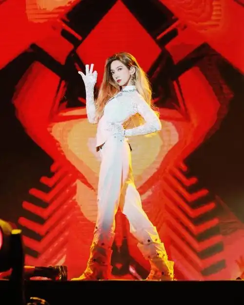 乐华演唱会孟美岐舞台疑被取消?乐华娱乐辟谣