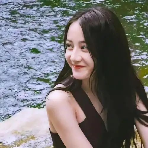 迪丽热巴头像来啦~(04▽04~)