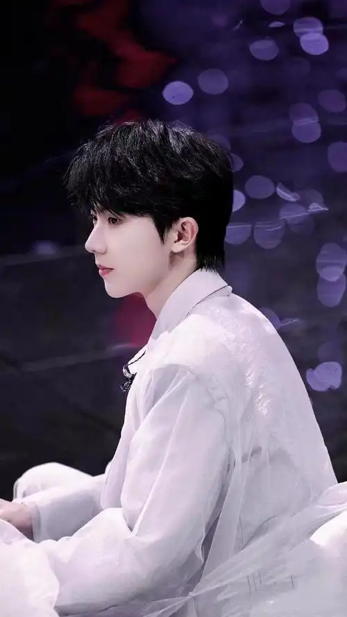 马嘉祺白发挑染#比帅照更有杀伤力的是女友视角图马嘉祺|马嘉祺郴话