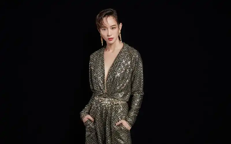 张钧甯酷飒短发写真图片桌面壁纸