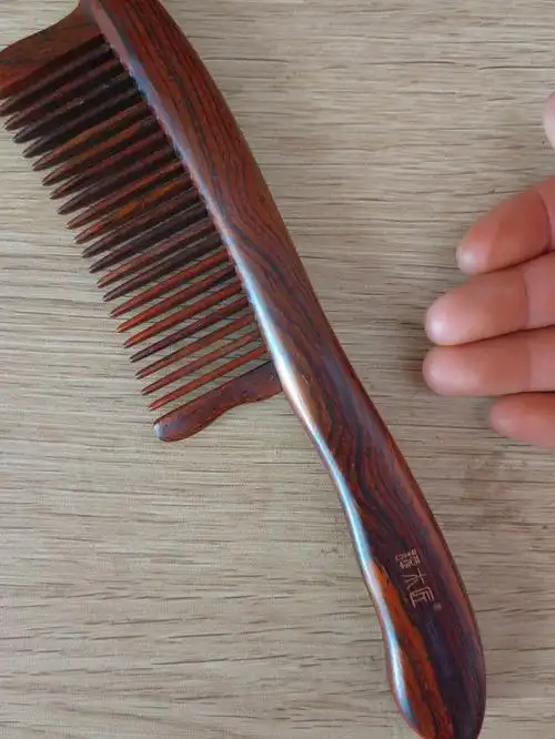 谭木匠的梳子掉色