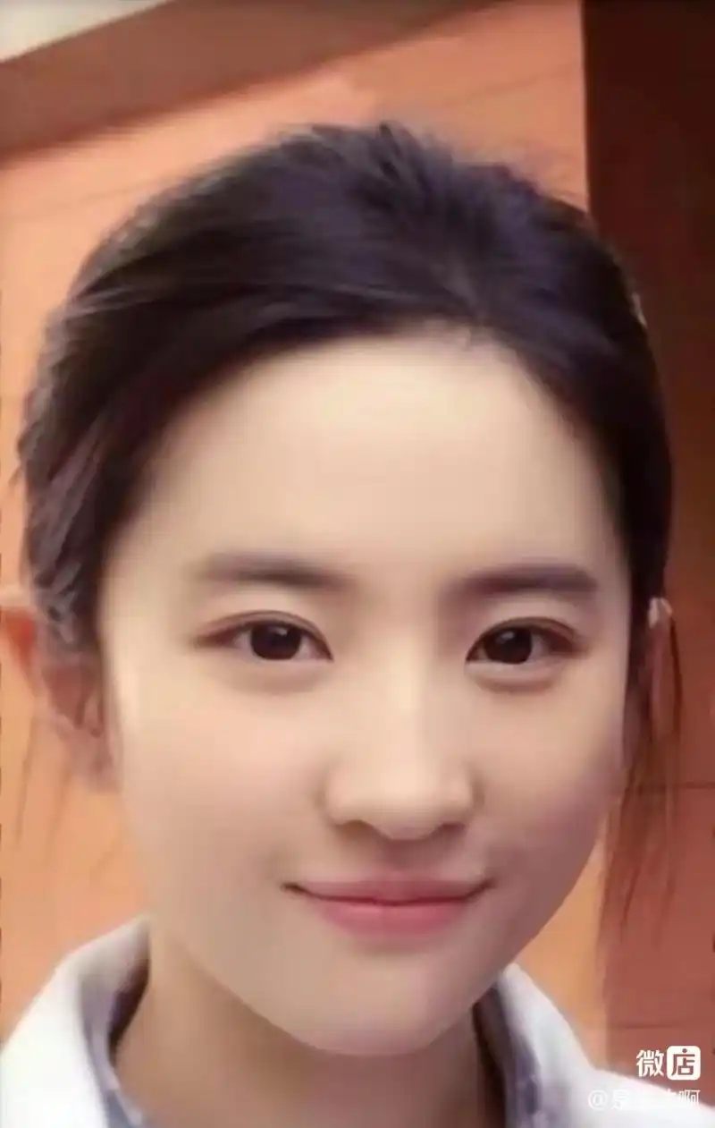 看了刘亦菲的素颜照才知道什么叫真正的美女,现在哪个女明星敢像她一