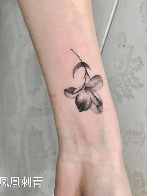 小清新_纹身图案手稿图片_周亮的纹身作品集