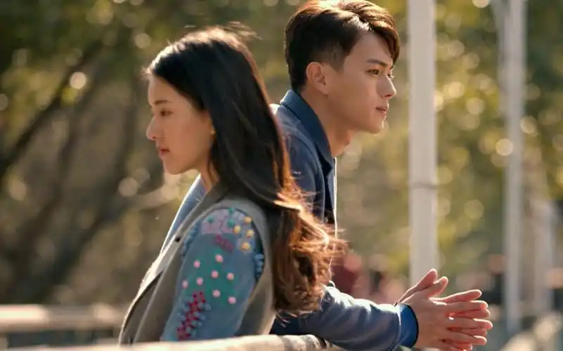 蓝色生死恋:爱刻骨,恋铭心,虐心三角恋.有痛苦却不留遗憾.