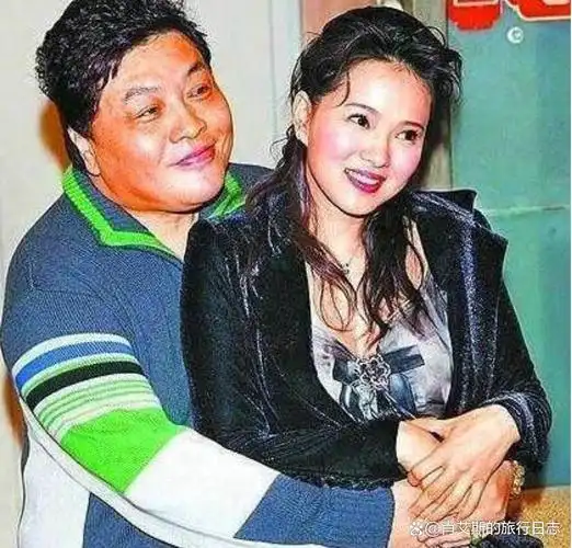 出身贫寒被嫌弃遇人不淑闹离婚乌龙伊能静靠女装大佬儿子赢了