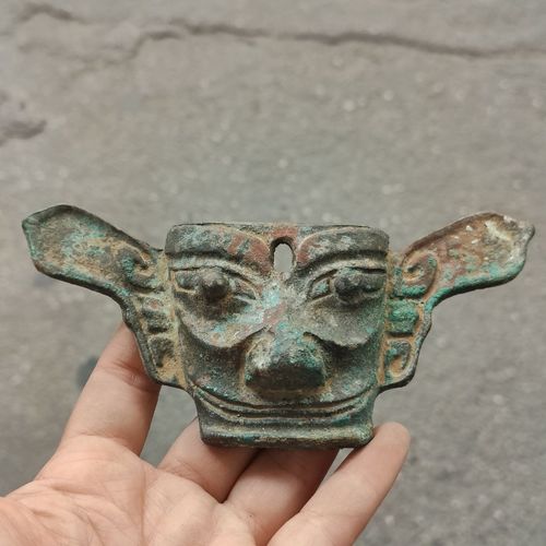 出土旧藏老物件三星堆纵目青铜面具古董老物件包老青铜器摆件收藏