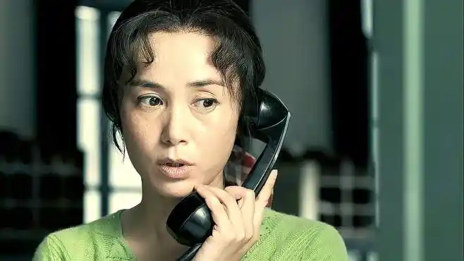 娘要嫁人:丈夫的抚恤金没了,寡妇一打听傻眼,竟是小伙暗中资助-影视综