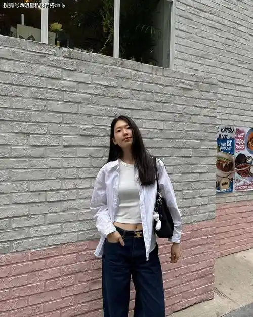 白衬衫真的百搭!像金智媛等5位韩国明星这样穿!简约又时髦大气