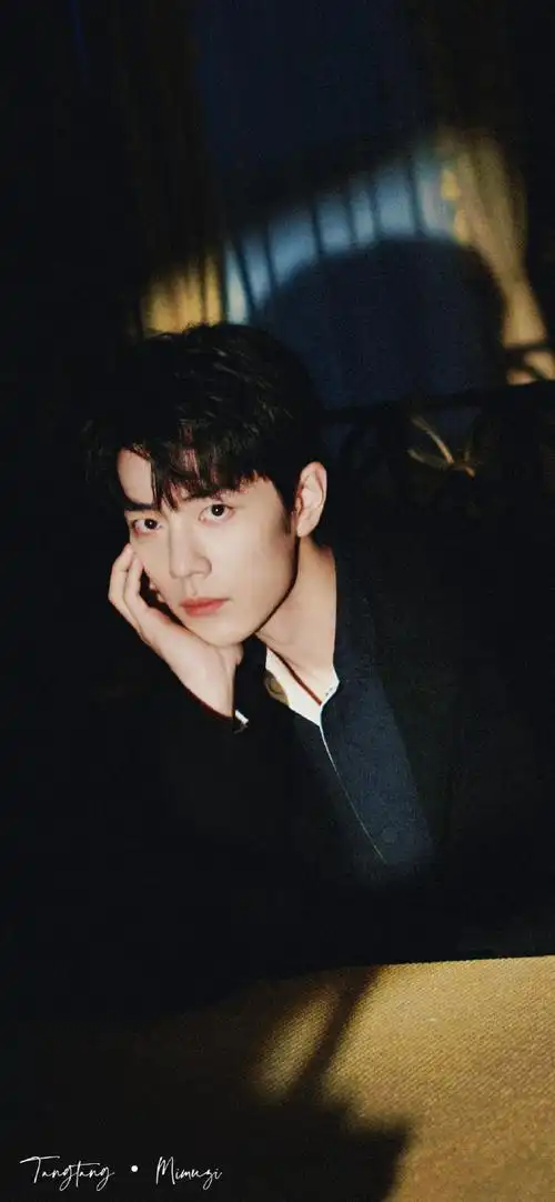 肖战#|#肖战壁纸#美貌鲨人事件97@x玖少年团肖战daytoy手机全屏