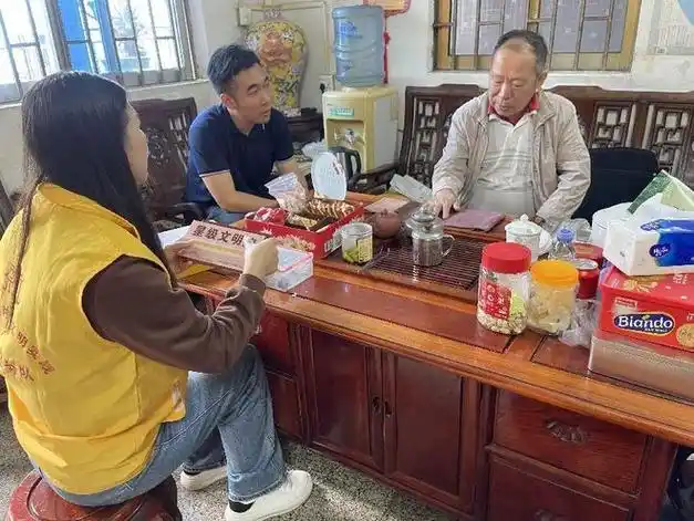 新时代文明实践丨蔡边村为"星级文明户"授牌表彰|精神文明|道德模范_