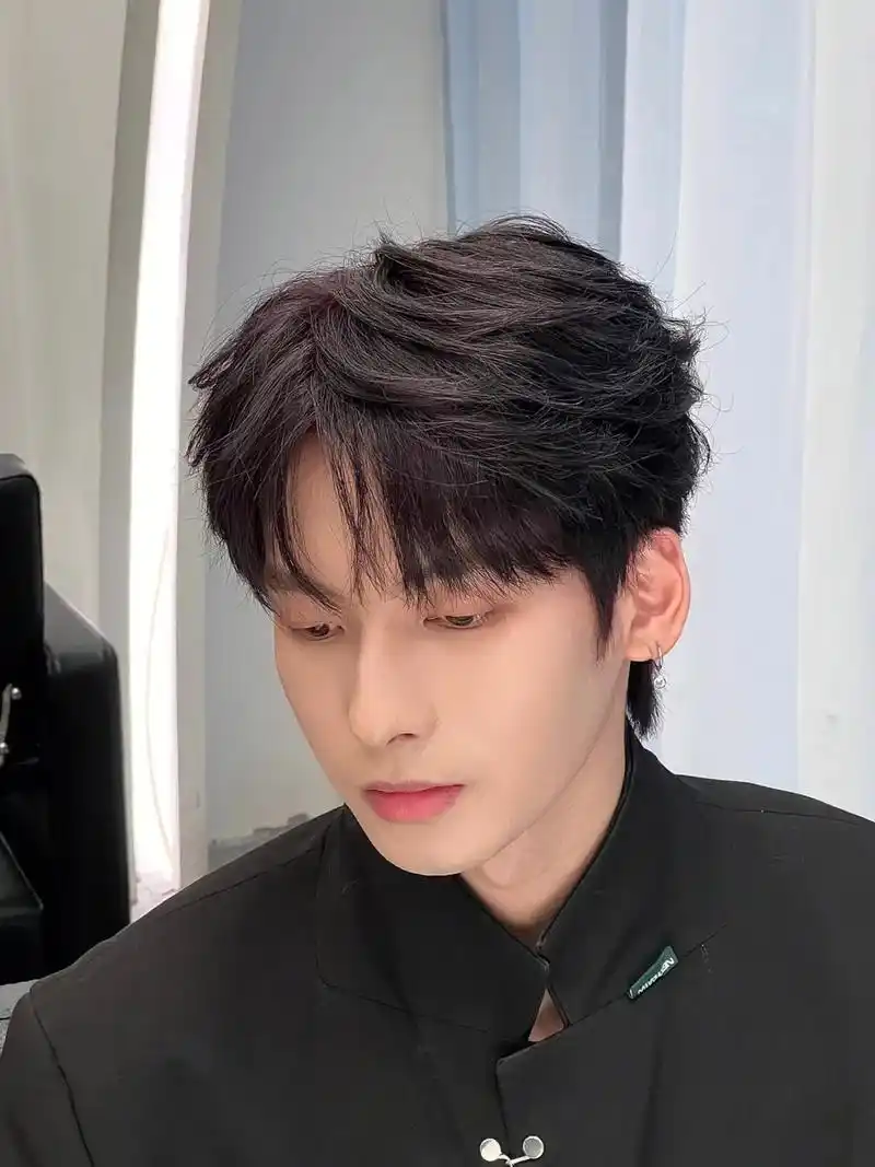 纹理烫yyds99.——73不知道怎么打理头发的男生烫这款发型 - 抖音