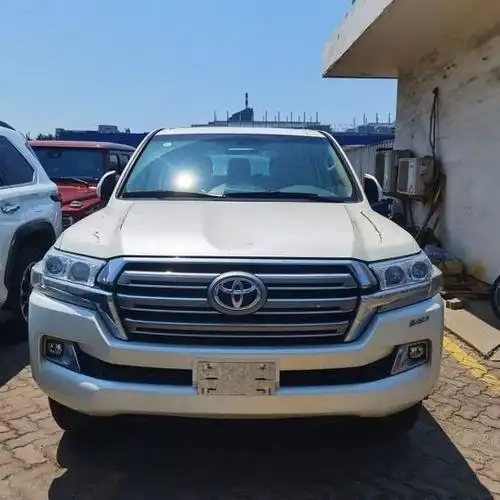 2021款酷路泽5700vxr天津港9月仅售128万