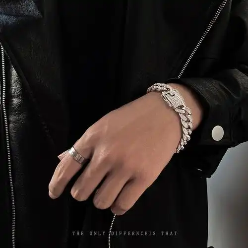 手链lv古巴镶钻嘻哈链王一博钛钢皓石手饰手链