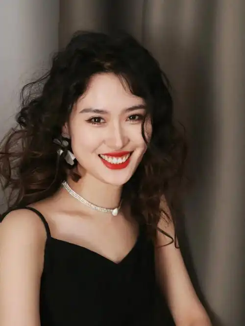 今日发型  #复古港风  #港风  #复古  ##黄岛化妆培训 #青岛开发区