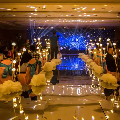 海绵云朵婚礼会场