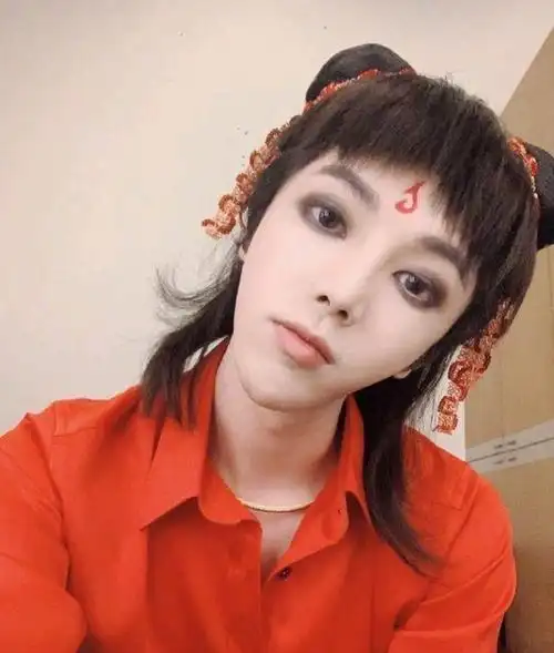 "十辰于"又回来了,华晨宇短发造型被赞阳刚,短发造型又a又酷