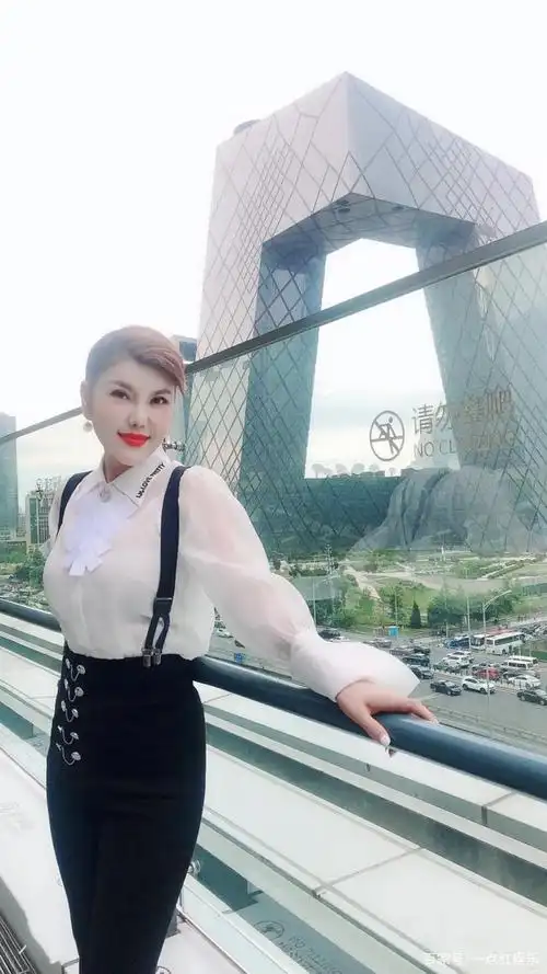 乌兰图雅又一波美图来袭,赶快收藏!