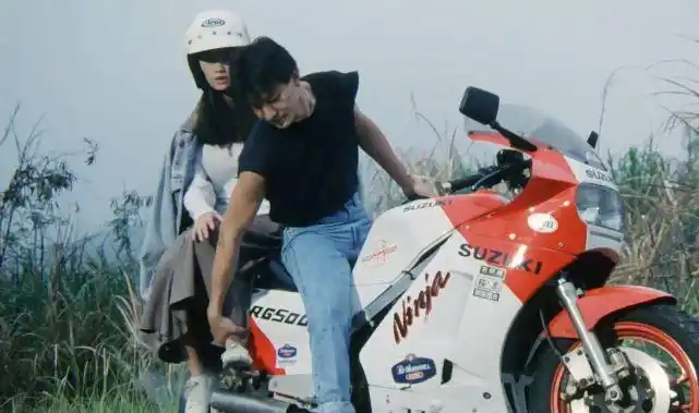 重温《天若有情》,以每个人心头的那份纯真,致我们逝去的青春!