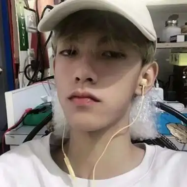 真实普通男生头像图片