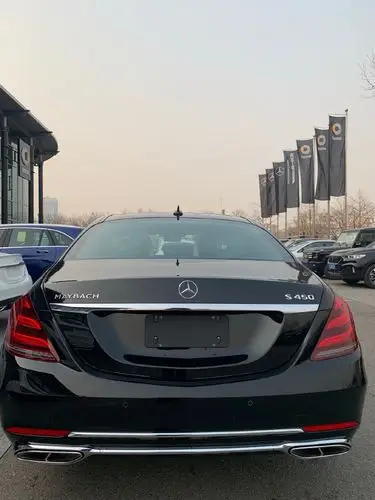 动力方面,迈巴赫s450l的0-100公里/小时加速用时为5.