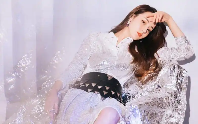 迪丽热巴优雅写真,高清壁纸图片,大陆明星-回车桌面