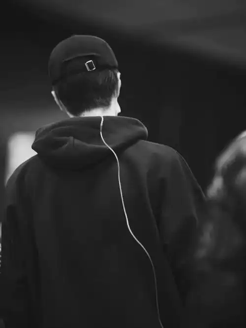 想要跟在你身后,像影子随着光拥有#王一博  #向全世界安利王一博