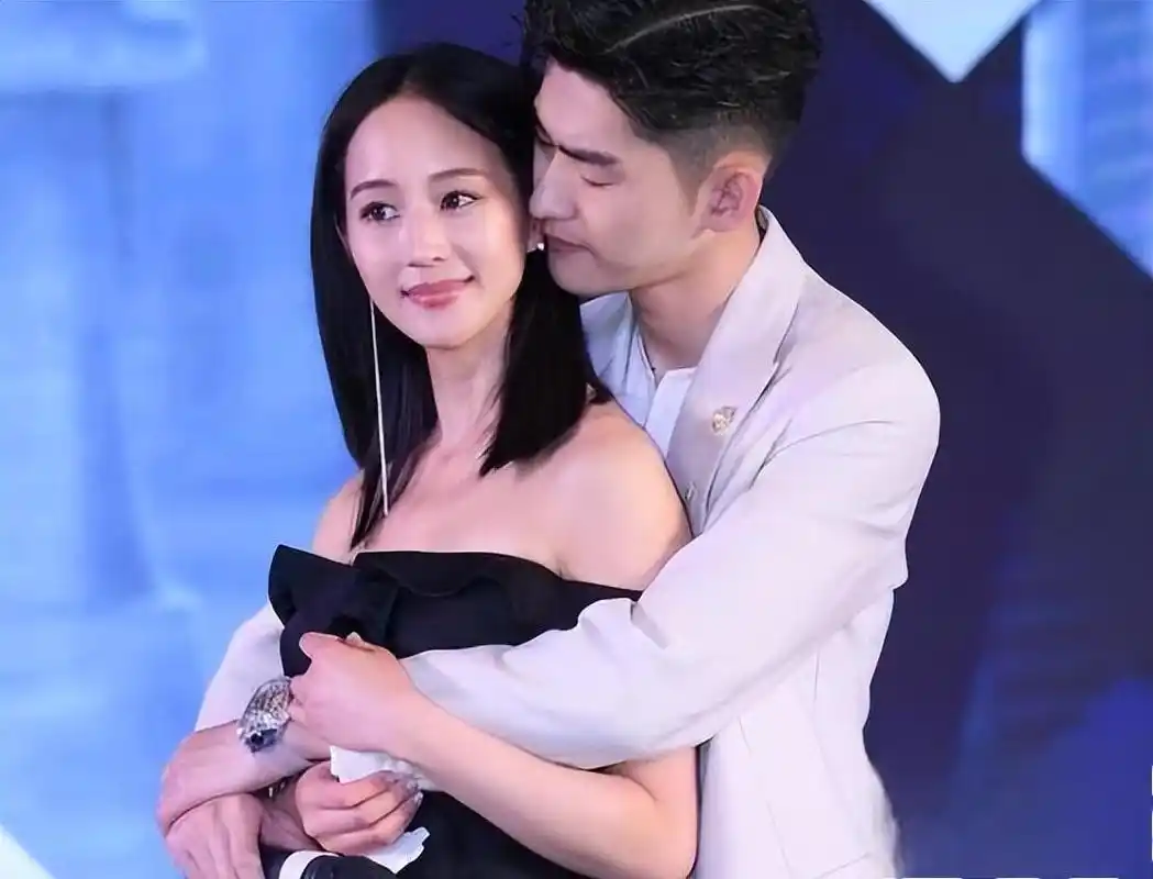 张钧甯公开恋情:柯汶利成新欢,错过邱泽后终获真爱 张钧甯在出席活动