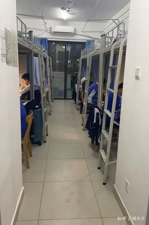 在人大附中深圳学校高中部读书是一番怎样的体验?