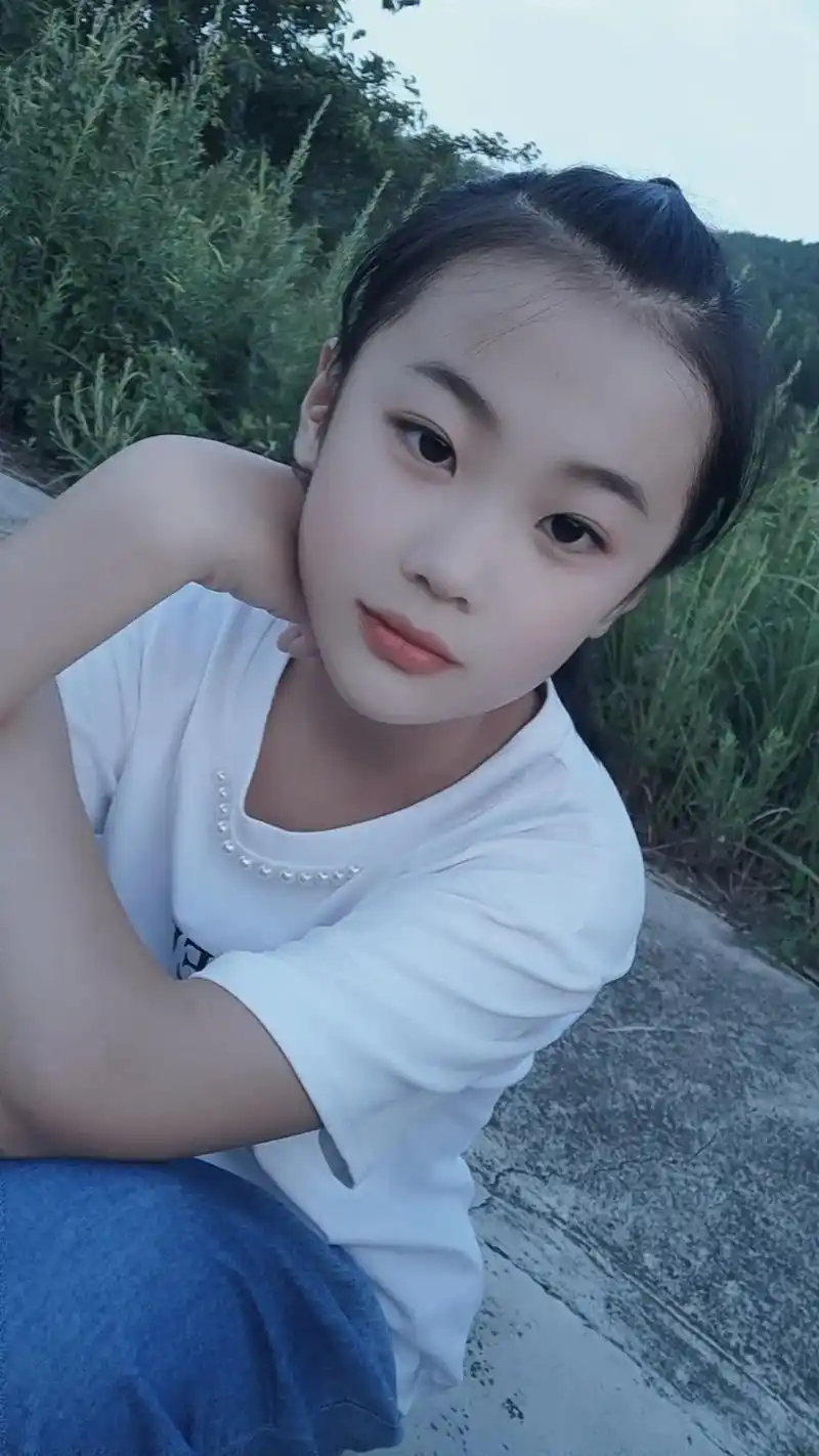 我的女孩9712岁了,不知不觉迎来了第一个本命年,12岁是你走向人生