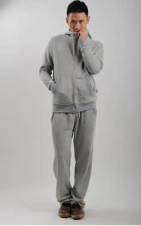 模特:身高180cm 体重:74公斤 穿2xl试穿两件套(合身) 正身展示