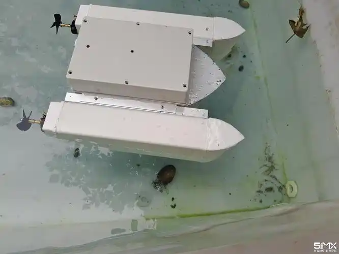 新做的小pvc无人船