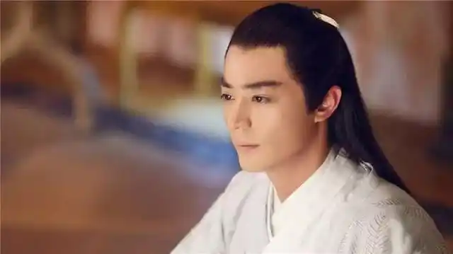 古装好看的男明星,肖战晋升新古装男神,朱一龙罗云熙为古装而生
