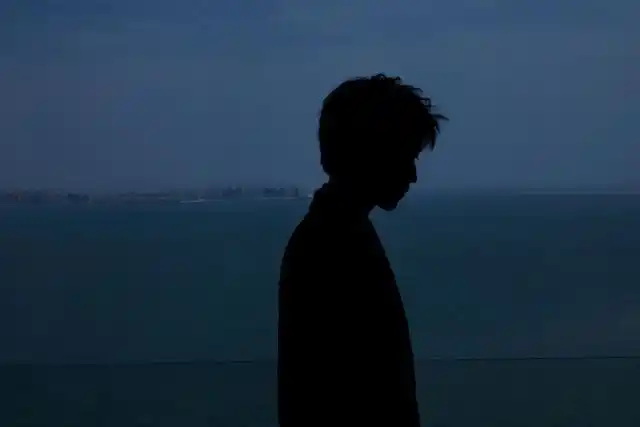 王俊凯剪影小合集,黑暗也遮盖不了你的光芒