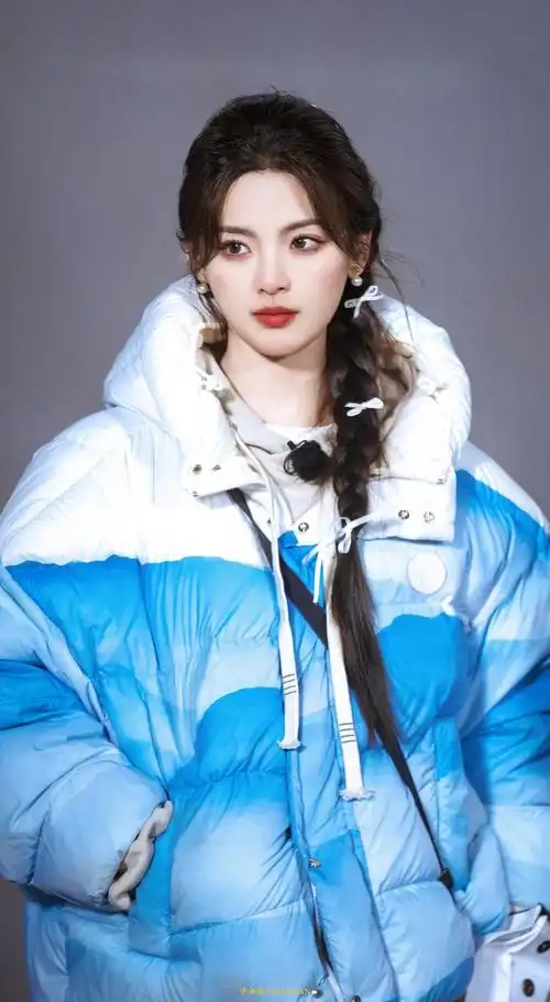 杨超越2024年2月最新美图咨询视频汇总二