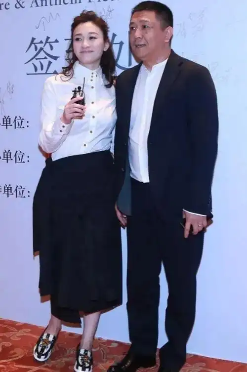 徐佳宁送5亿求婚,暖男守护不离!_爱情_宁都_关怀