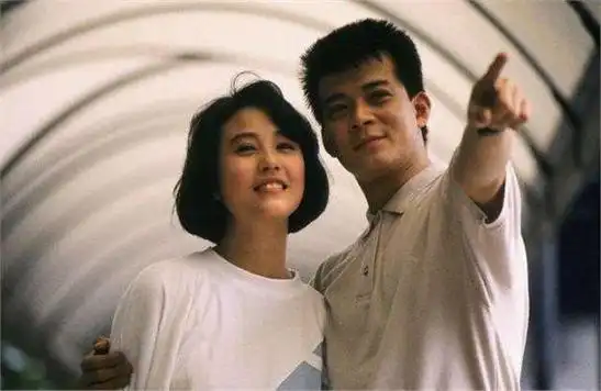 同人不同命!"tvb五虎将"刘德华曾被雪藏,梁朝伟曾背锅数十年