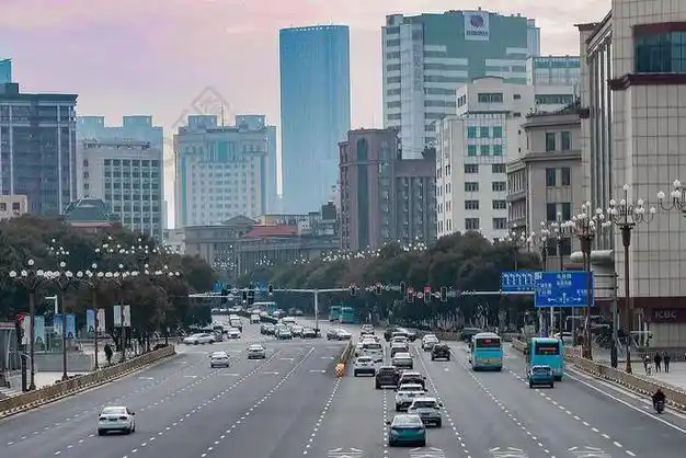 清研智谈基于智慧城市建设的城市部件更新路径思考