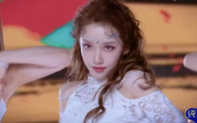 创造营2020绝了全员大美女姜贞羽刘些宁卡点舞台时候谢安然异域风格