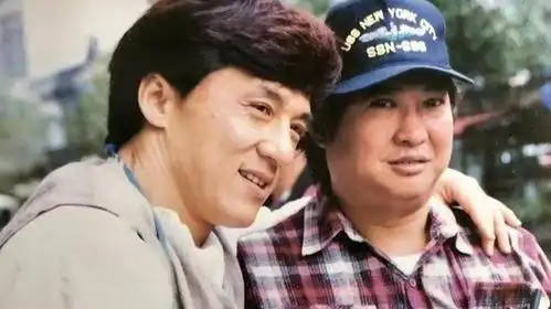 成龙谈洪金宝:被他欺负很多年,他始终是我大师兄