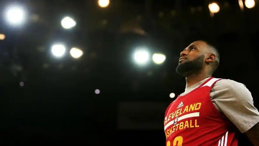 nba全能巨星勒布朗·詹姆斯,高清壁纸图片,欧美明星-回车桌面