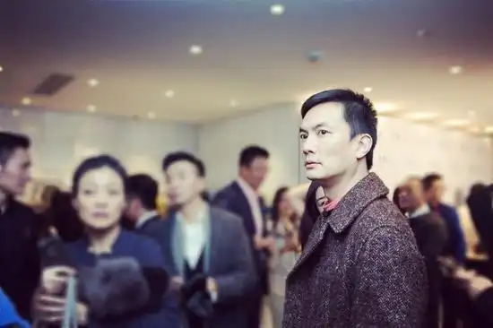 著名歌手李泉先生