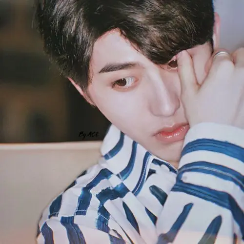 自调蔡徐坤头像拿图素质评论禁二改商用 盗图必究二传注明出处 shark