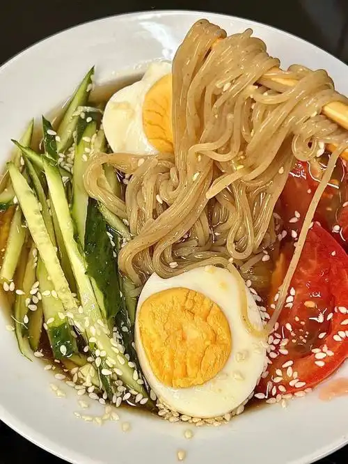 傻瓜式冷面做法不用大热天出门吃了