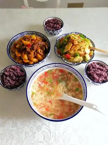 放假宅家里用心做美食看我家四天的午餐虽然不豪华但是温馨