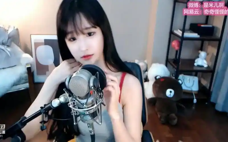 斗鱼米儿】直播超级诱惑 这谁顶得住_哔哩哔哩_bilibili