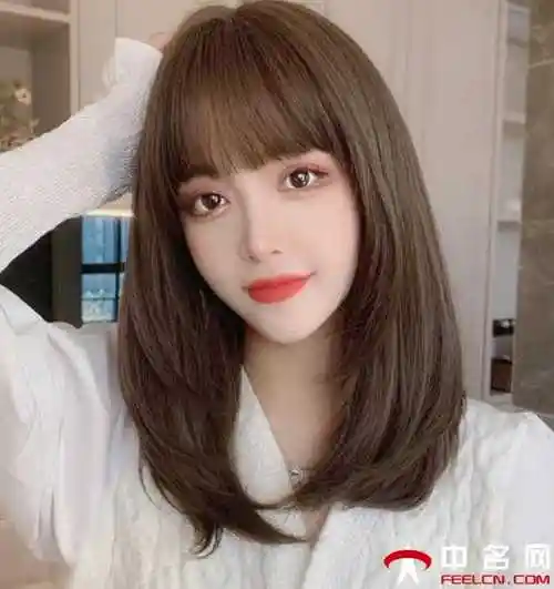 女生中长发剪直发发型无敌好看的直发发型