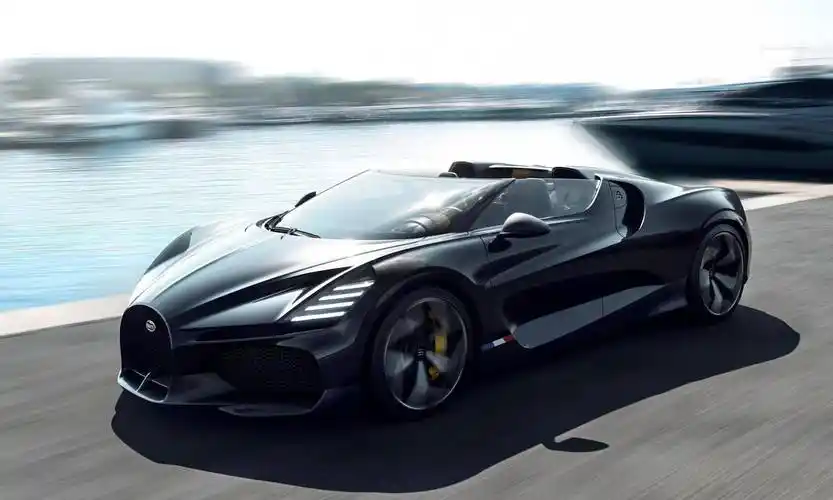 搭v16混动系统 6月20日全球首秀,布加迪chiron继任者预告图