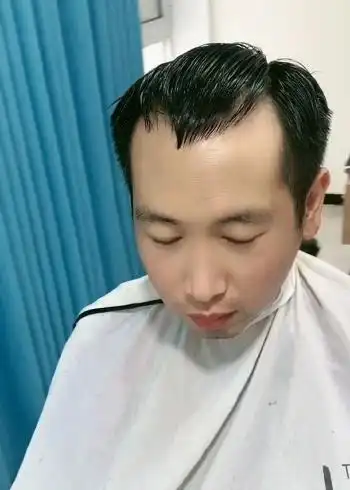 秃鬓角的头发怎么剪出来好看今天就让大家看一下